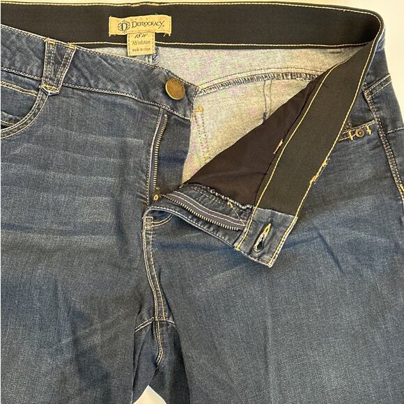 Democracy Absolution Stretch Denim Shorts Women’s Size 18W Dark Wash Blue Casual - Picture 8 of 10